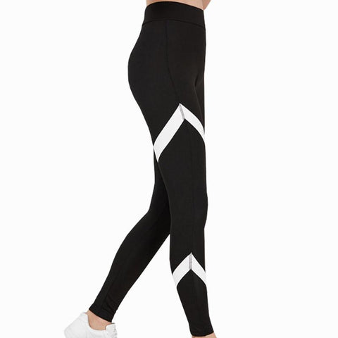 Gym Clothes: Arrow Print Leggings